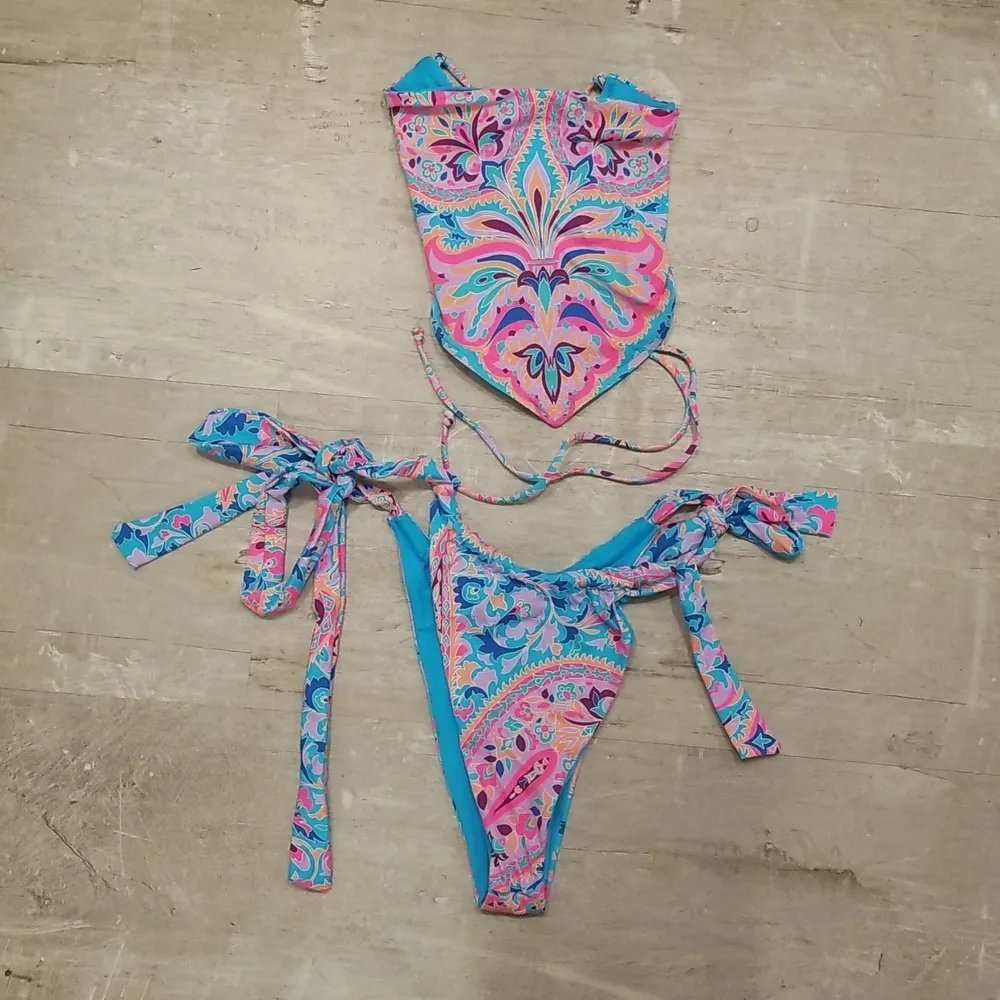💕FRANKIE'S BIKINI💕 Halo Strapless Top + Willow Bottom ~ Scarf Print Medium - Image 9