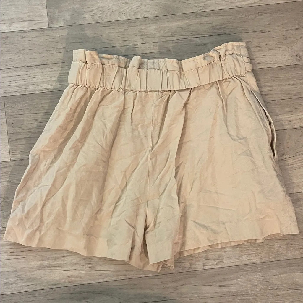 Club Monaco High Waist Tan khaki belted paper bag Shorts Sz 8 - Image 5