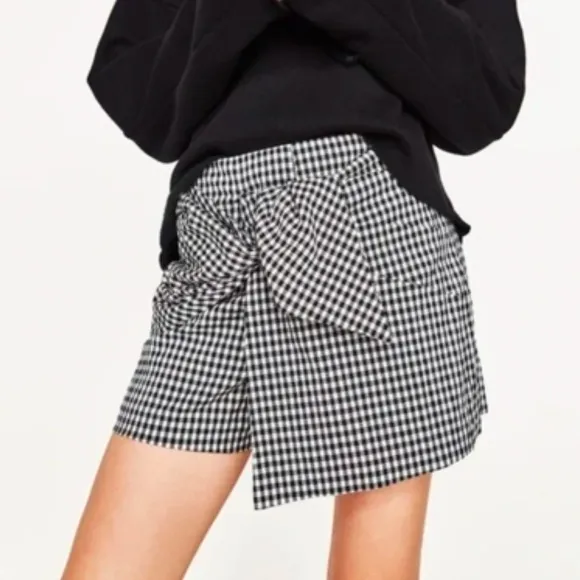 Gingham Check Black And White Bow Mini Skort - Image 2