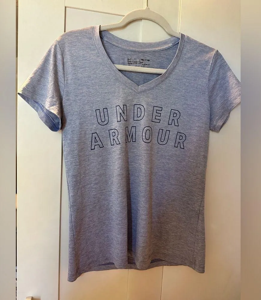 UNDER ARMOUR  WOMENS TECH GRAPHIC TWIST SSV T-SHIRT - Image 3