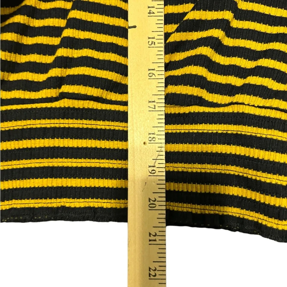 Sweet rain black and yellow striped long sleeve shirt size large nwt - Image 5