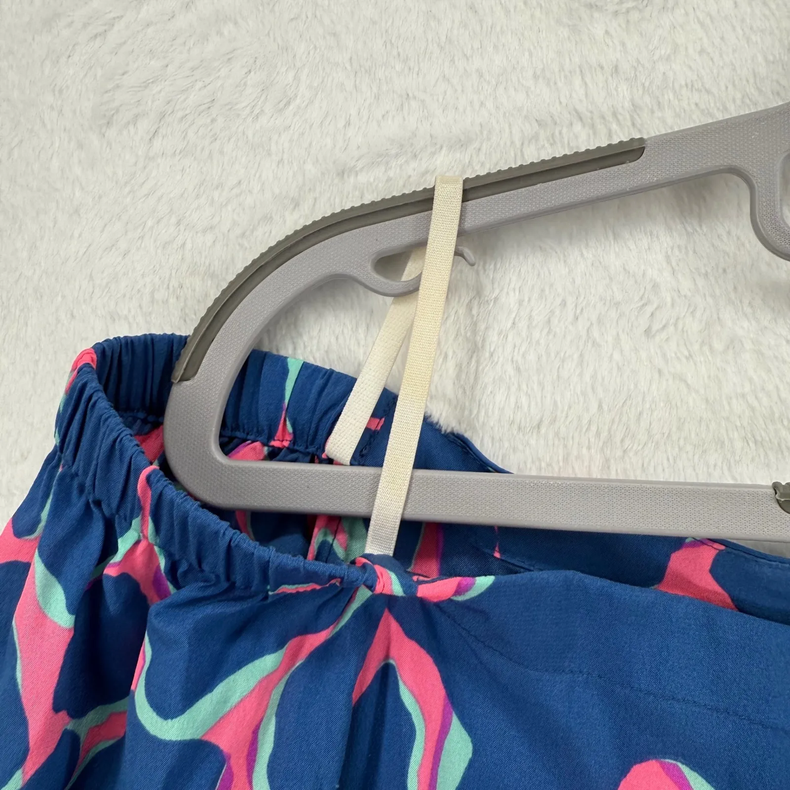 Lilly Pulitzer Silk Blend Off Shoulder‎ Dress Pink Blue Abstract Print M - Image 4