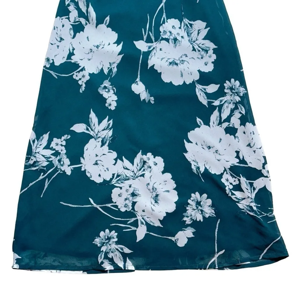 Lulu’s Flirtatious Essence Emerald Green Floral Lace Up Midi Dress US XS - Image 4