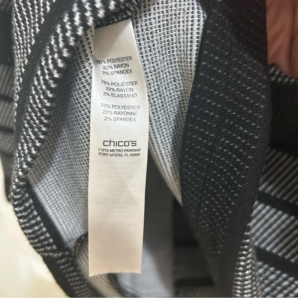 Chicos Lightweight Jacket Cardigan Size 1 (8-12) Black & White Striped EUC - Image 5