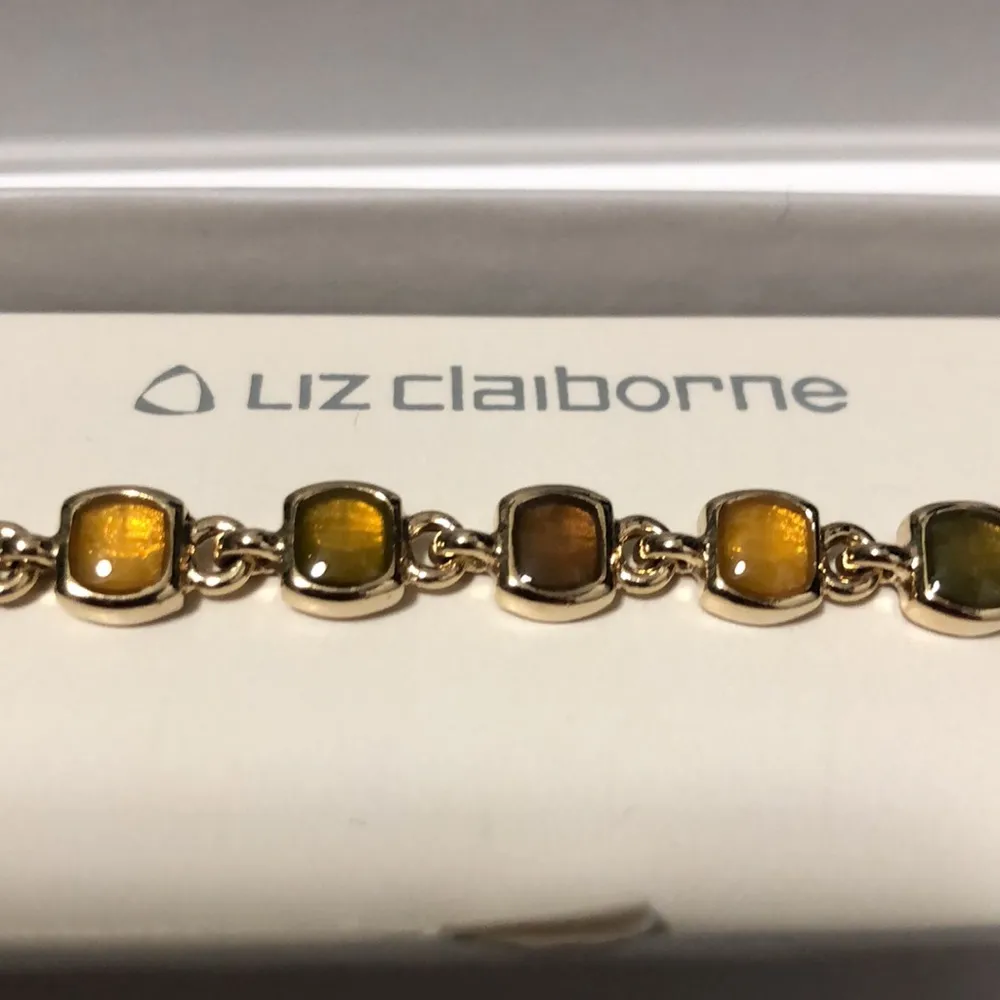 NWT Liz Claiborne Green & Yellow Bracelet & Earring Set - Image 3
