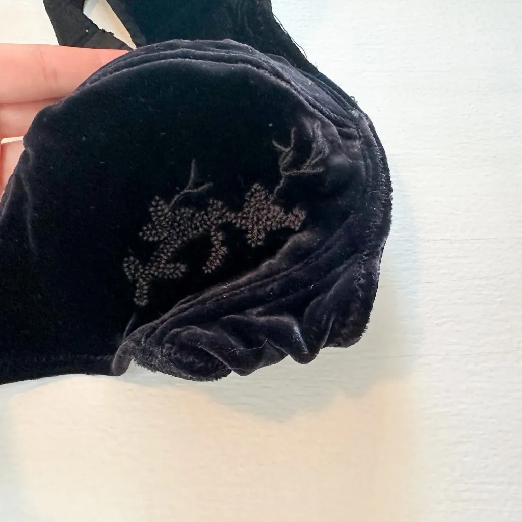 Victoria's‎ Secret | Velvet Black Lined Embroidered Luxury Bra 36C - Image 3