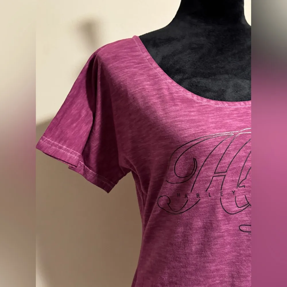 EUC Harley Davidson Purple and Black Akron, Ohio Rubber City Tee size small - Image 2