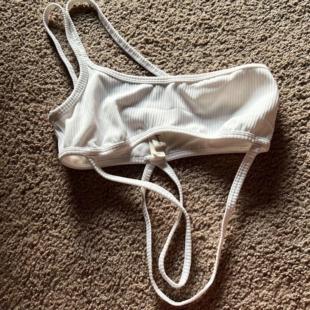 For love and lemons Chloe sports bra xs - Image 7