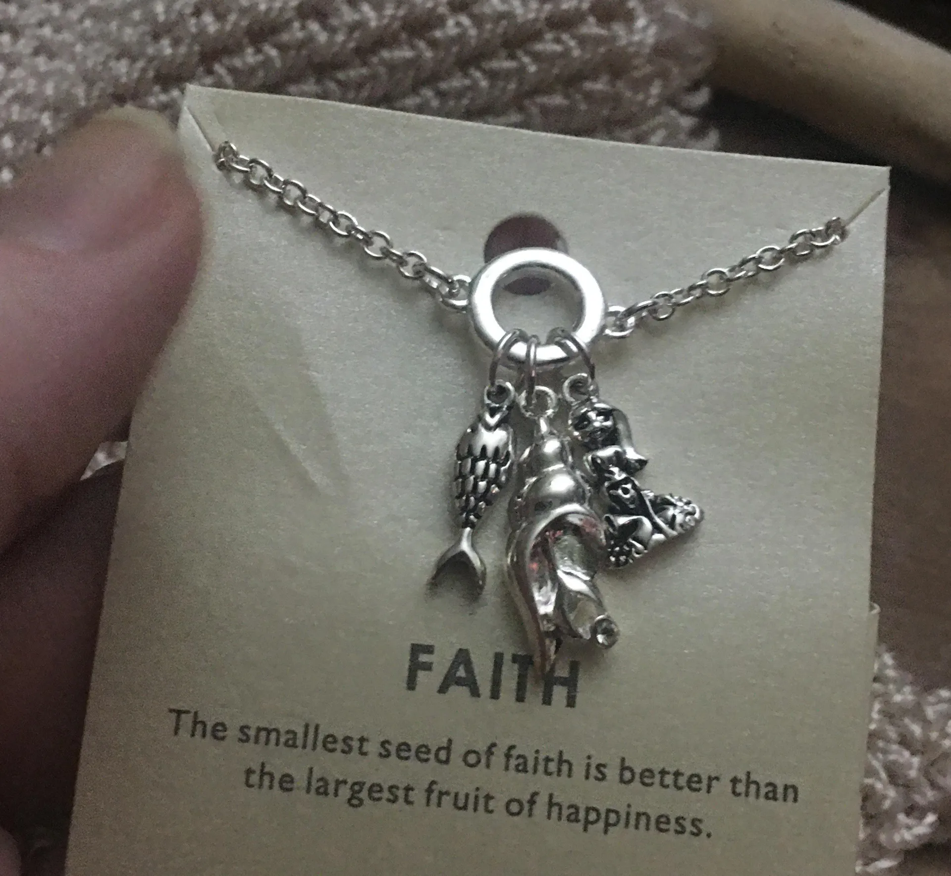 Faith crystal ave dangle silver ankle bracelet - Image 3