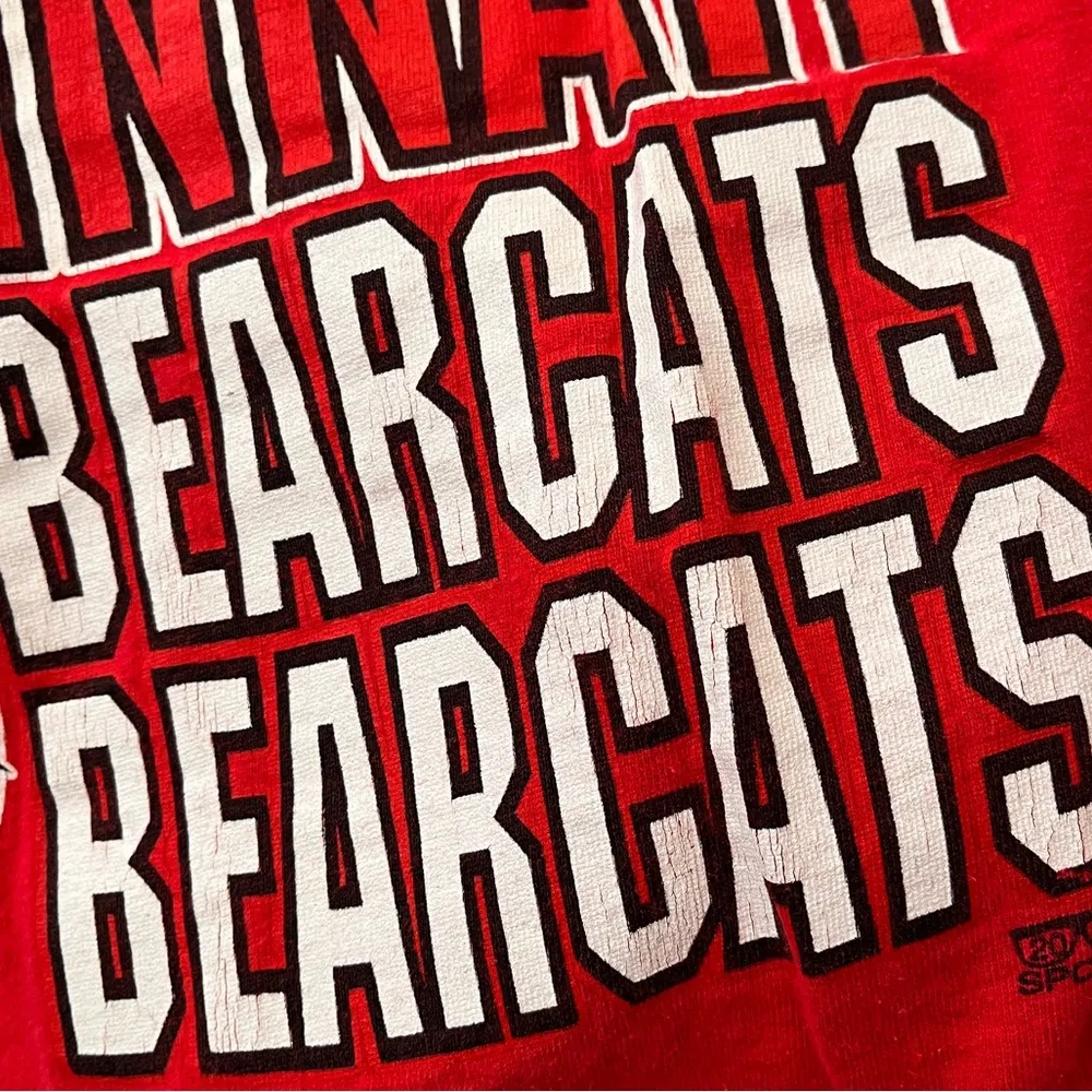 Vintage UC Bearcats T - Image 7
