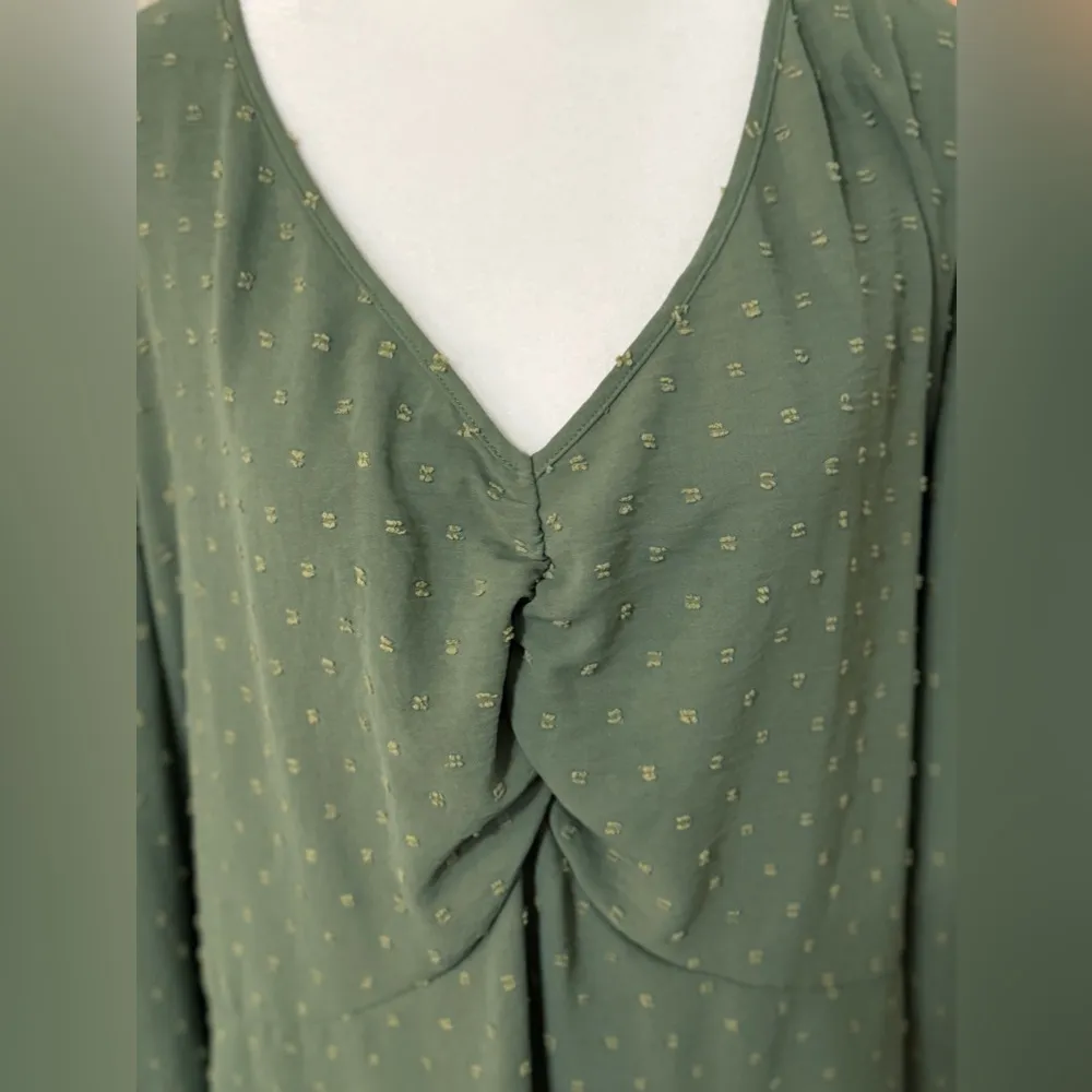 Bloomchic green women blouse - Image 2