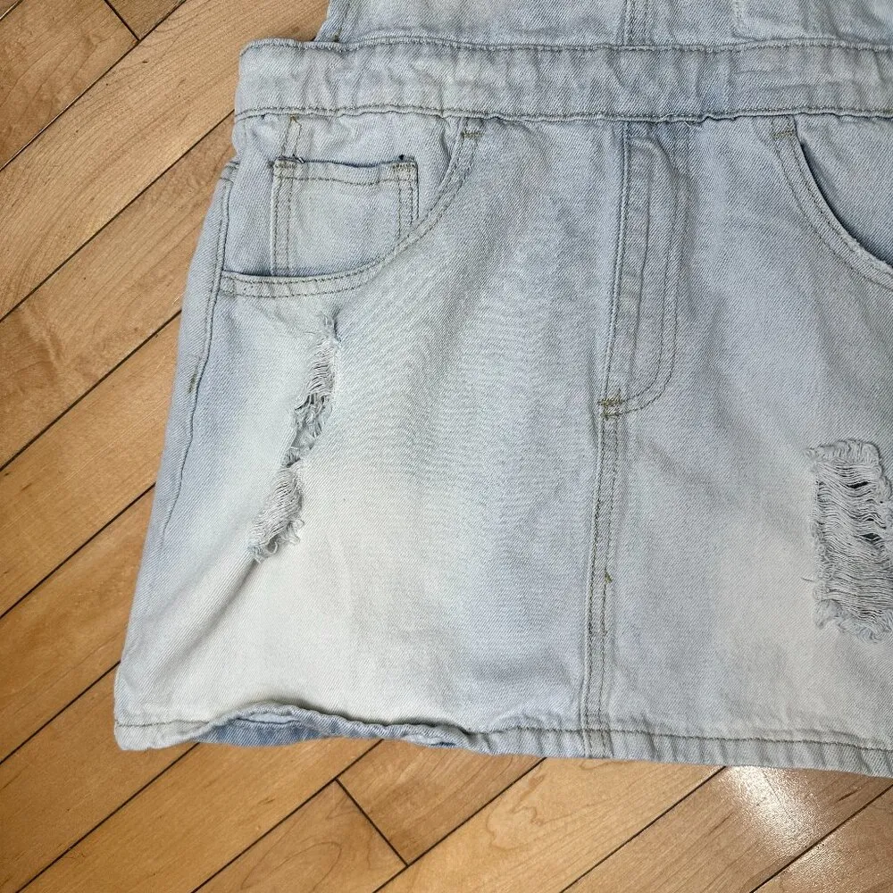 FOREVER 21 Distressed Denim Jeans Overalls Dress Skirt Size Small - Image 4