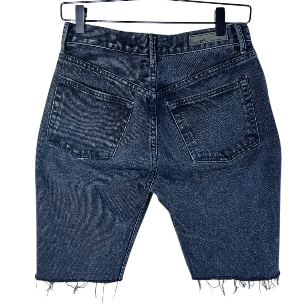 GRLFRND Women’s Sz 27 Karolina Cut Off Jean Shorts Black Wash - Image 8