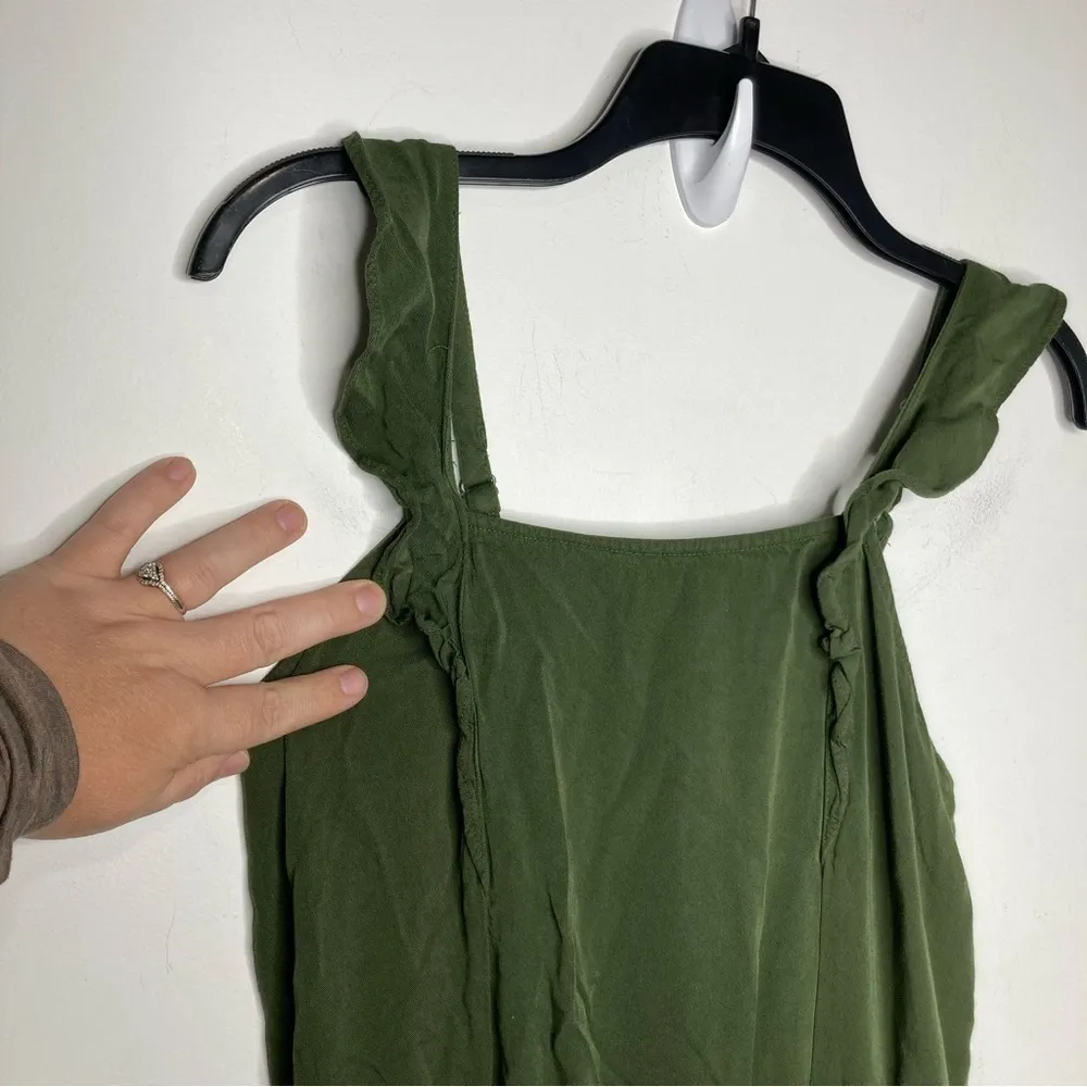 Old Navy olive‎ green romper size medium - Image 5