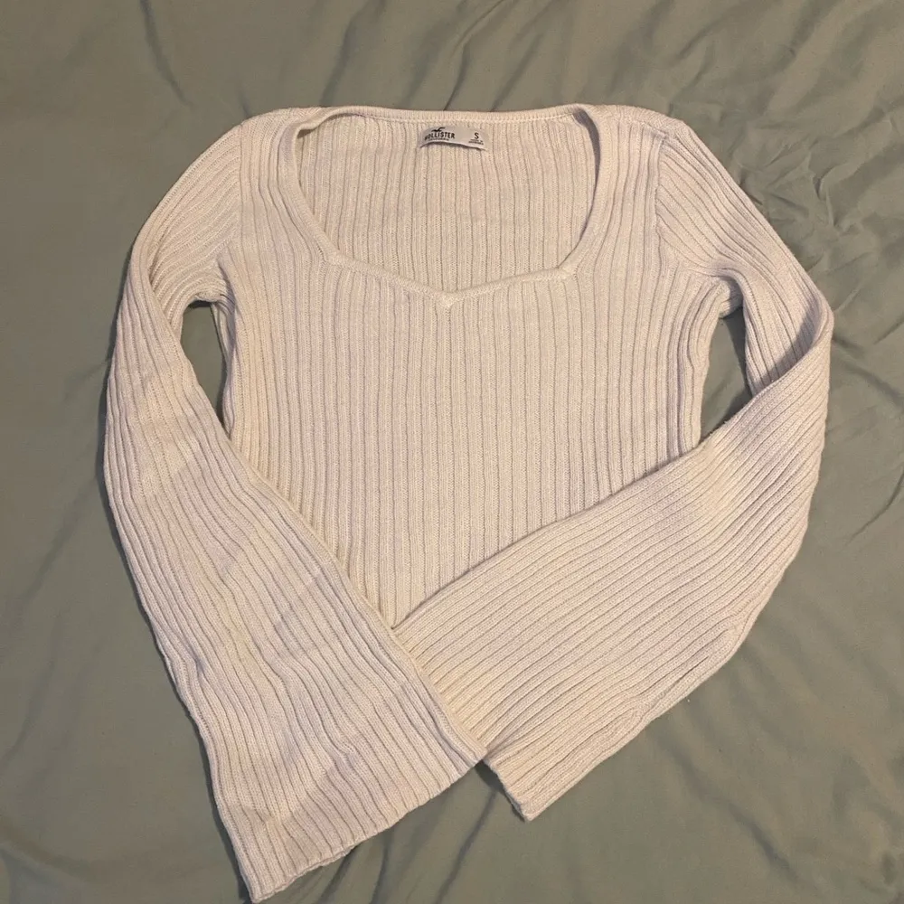 sweater - Image 2