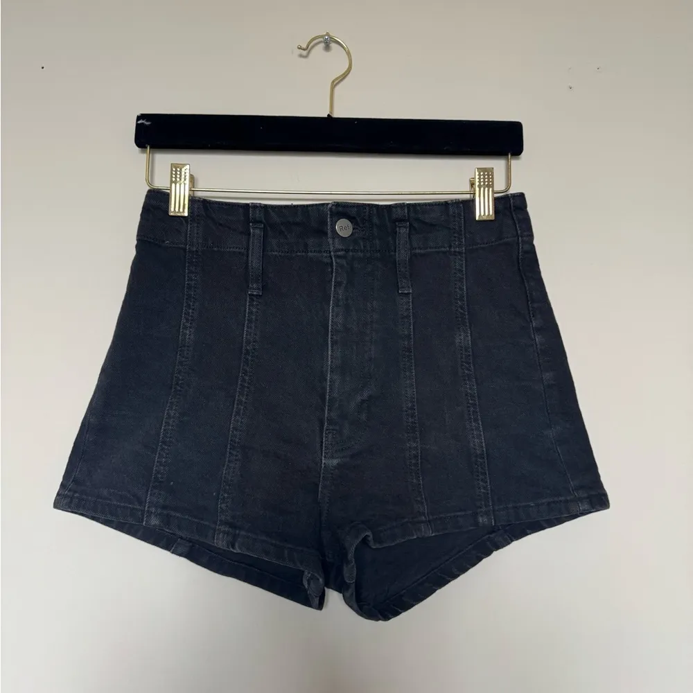 Reformation shorts - Image 3