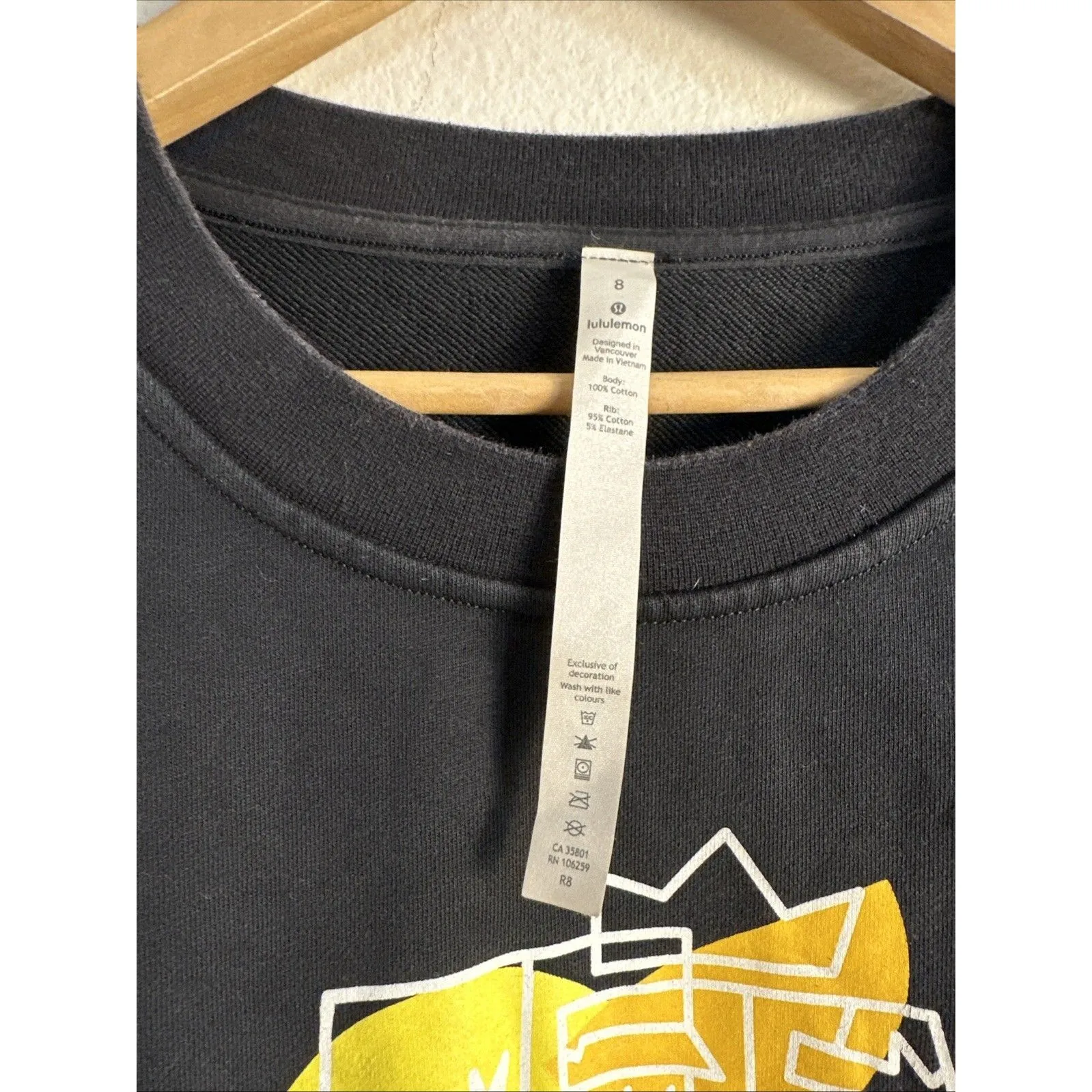 Women's Lululemon Perfectly Oversized Crew Sweatshirt Pride Size 8 Black - Image 2