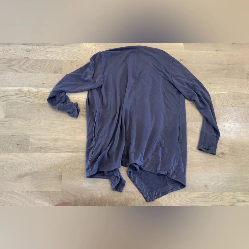 ATHLETA DUSK VIOLET POCKETS NIRVANA PRANAYAMA RESTORE WRAP CARDIGAN - Image 12