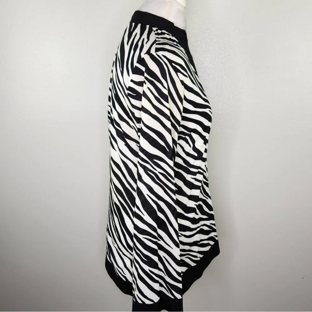 237. Jones New York Black & White Zebra Long Sleeve Cotton Tunic Size Sm… - Image 4