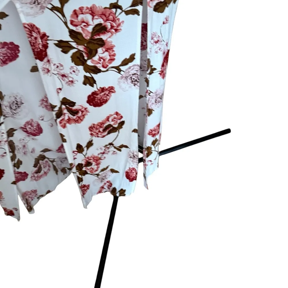 KENDALL AND KYLIE Floral Dress Size M - Image 4