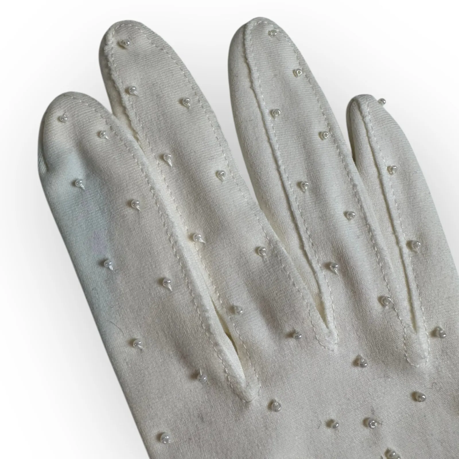 Vintage 1960s Women’s White Pearl Beaded Gloves - Image 3