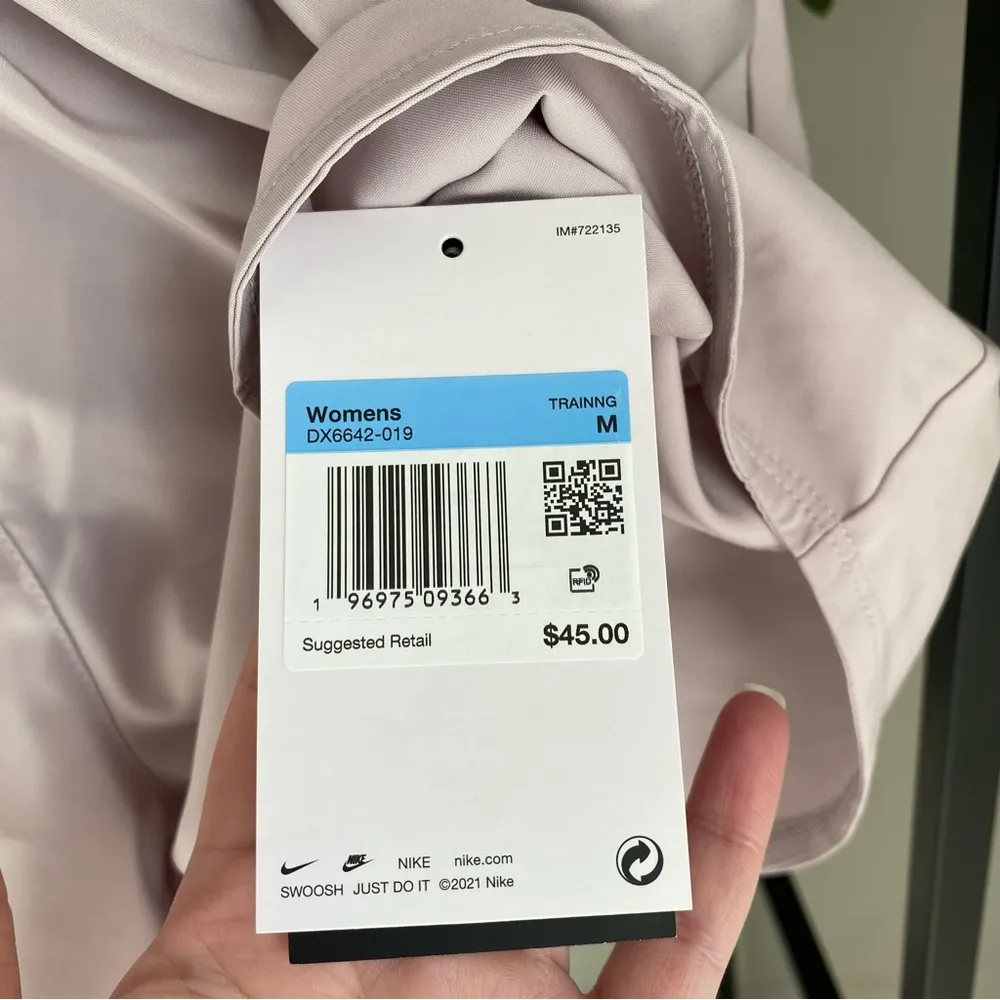 NWT Nike Highrise Brief Lined Shorts - Image 7