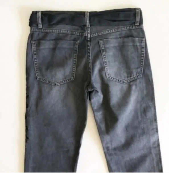 Lola Jeans Floral Embroidered Size 27 NWOT - Image 6