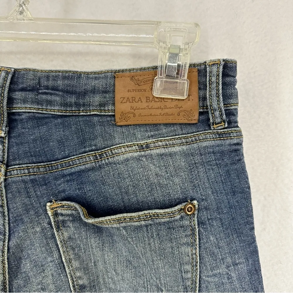 Zara Basic Dept Mid Rise Medium Wash Skinny Distressed Jeans Woman’s 8 Blue - Image 10