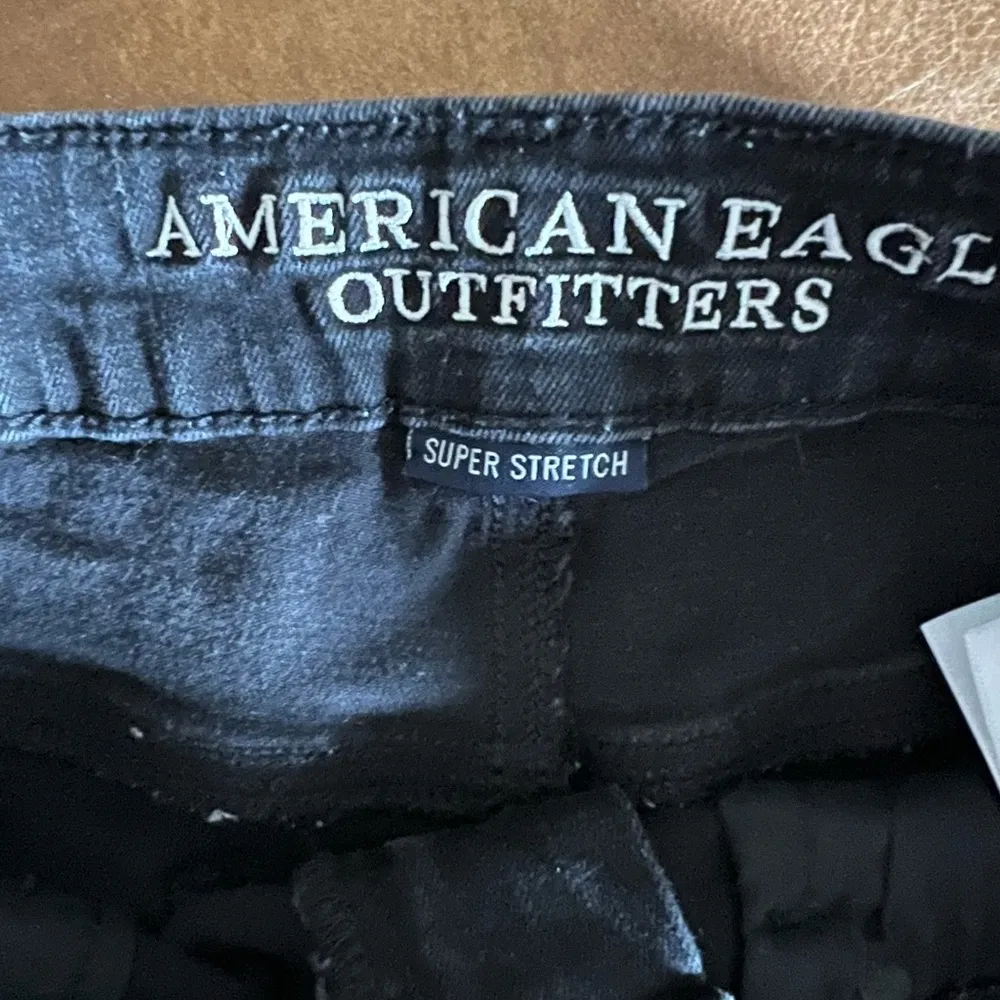 Cute sexy American eagle black cutoff denim shorts - Image 3