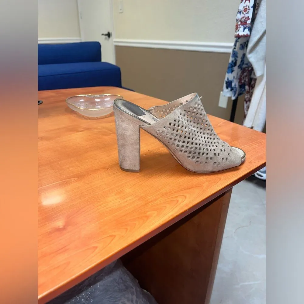 Diane von‎ Furstenberg Taviano Laser Cut Mule Sandals Size 6.5 Color Taupe - Image 3