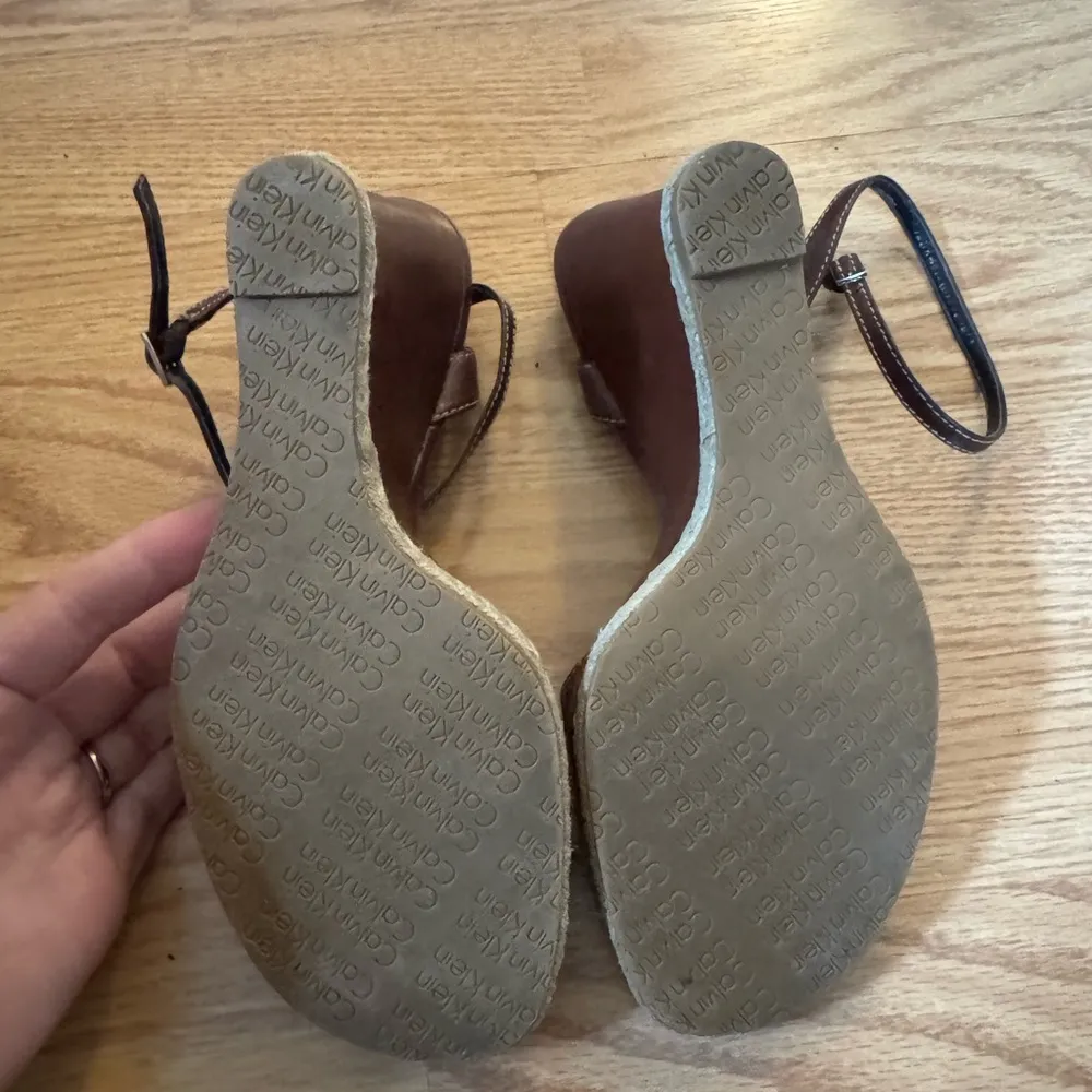 Calvin Klein Catherine Women's Brown Leather  Wedge Sandals size 8 - Image 6