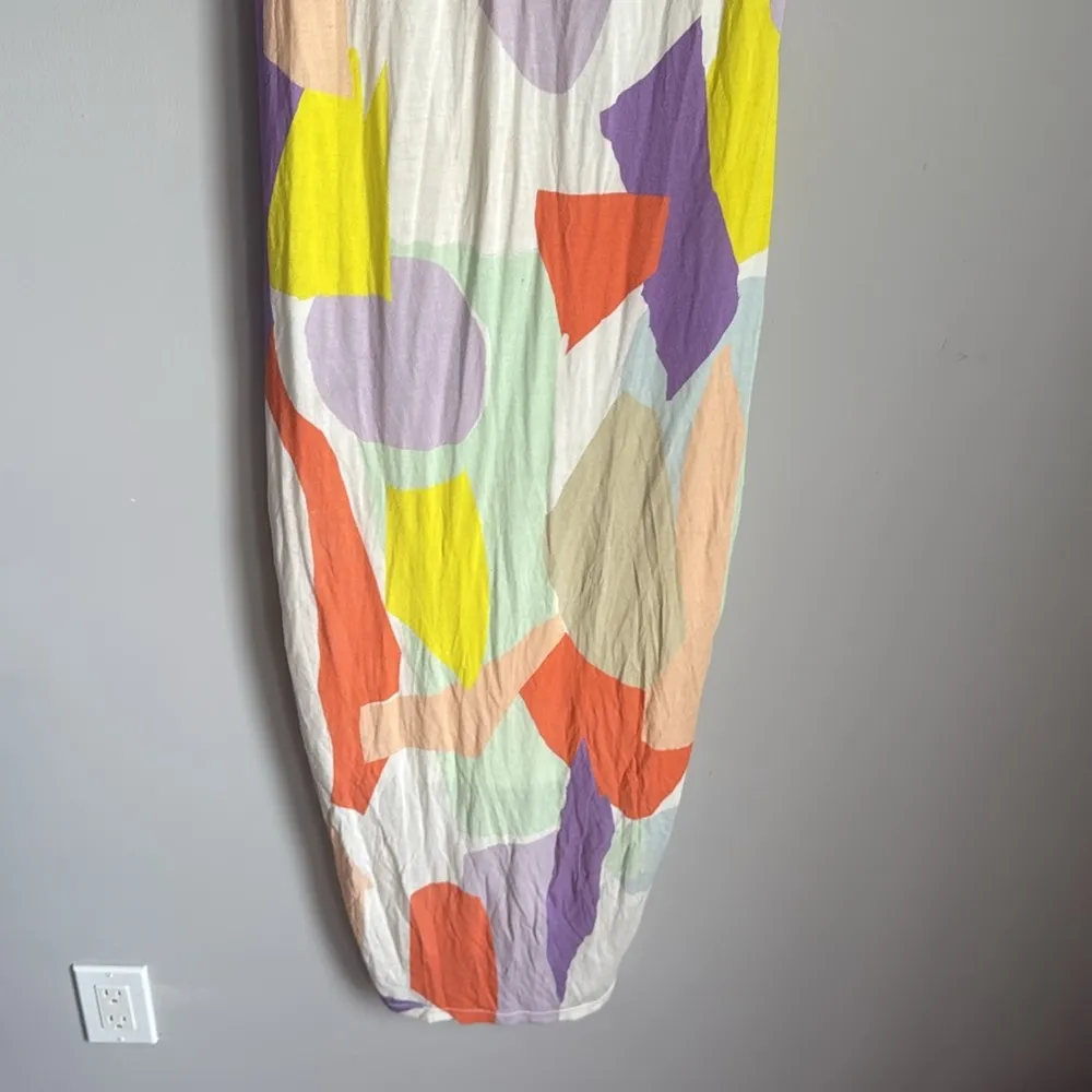 ALICE AND OLIVIA JAMES ABSTRACT PATTERN BODY-CON TANK DRESS IN WHITE MULTI 10 - Image 6