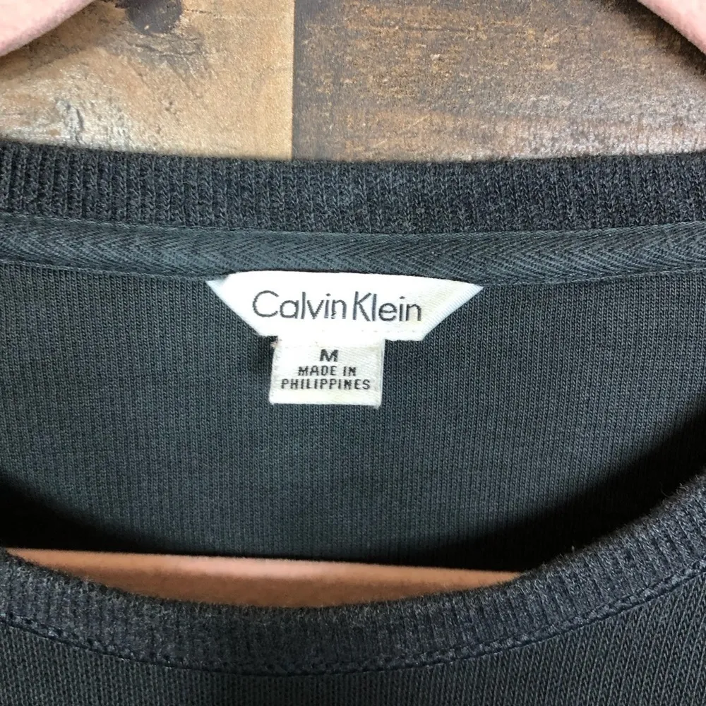 Calvin Klein sweater size‎ medium - Image 3