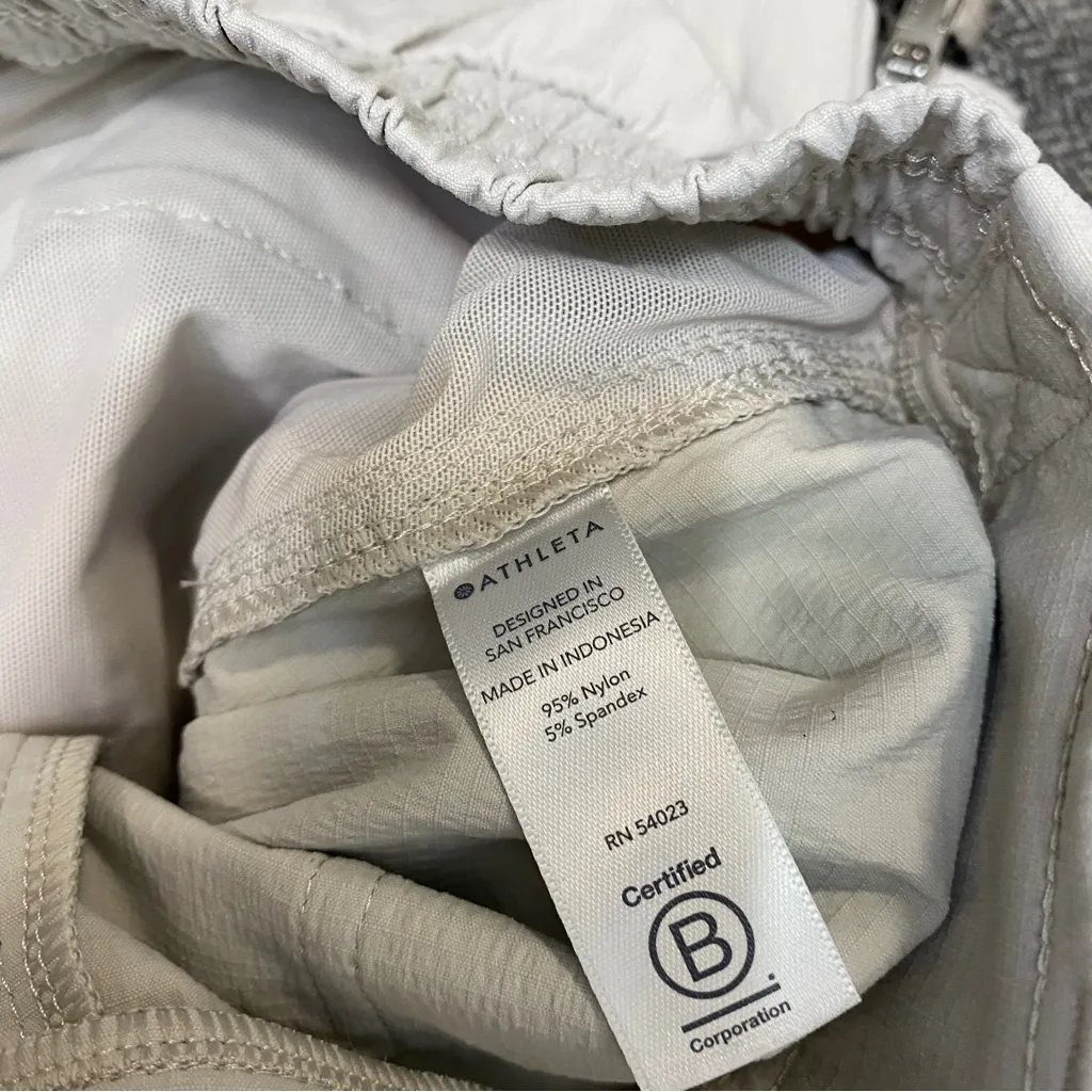 Athleta Nylon Belted Trekkie Pant size 6 530625 - Image 12
