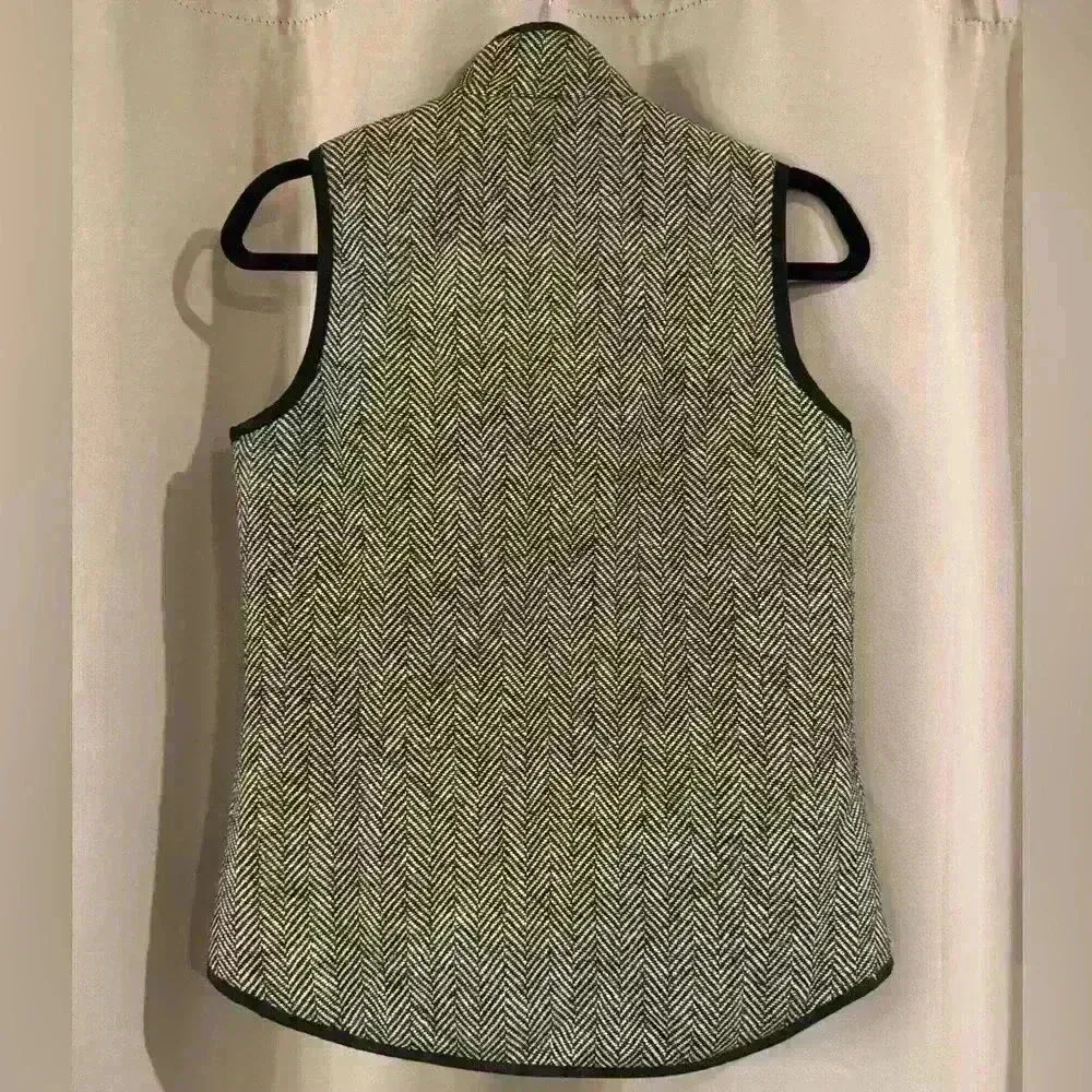 Women’s Black&White Wool Vest - Image 2