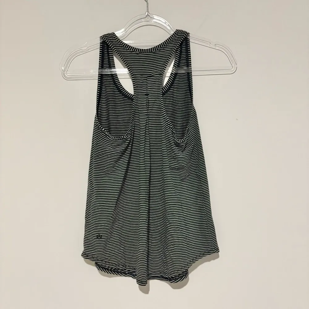 Lululemon Love Tank Pleated modern stripe weathered black white size 2 - Image 4