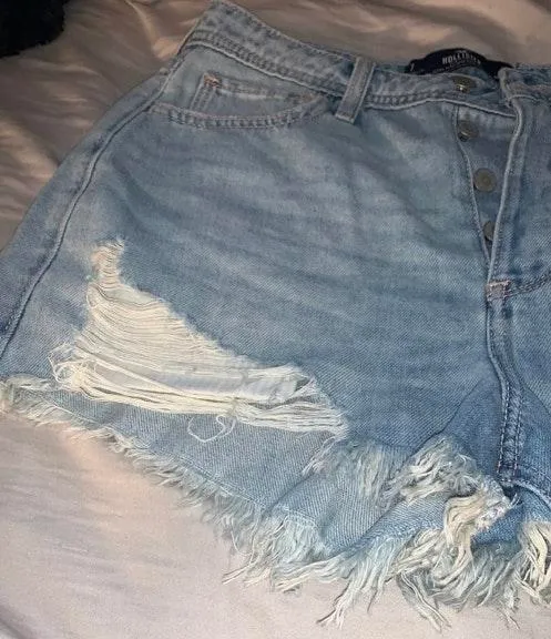 Hollister Jean Shorts - Image 4
