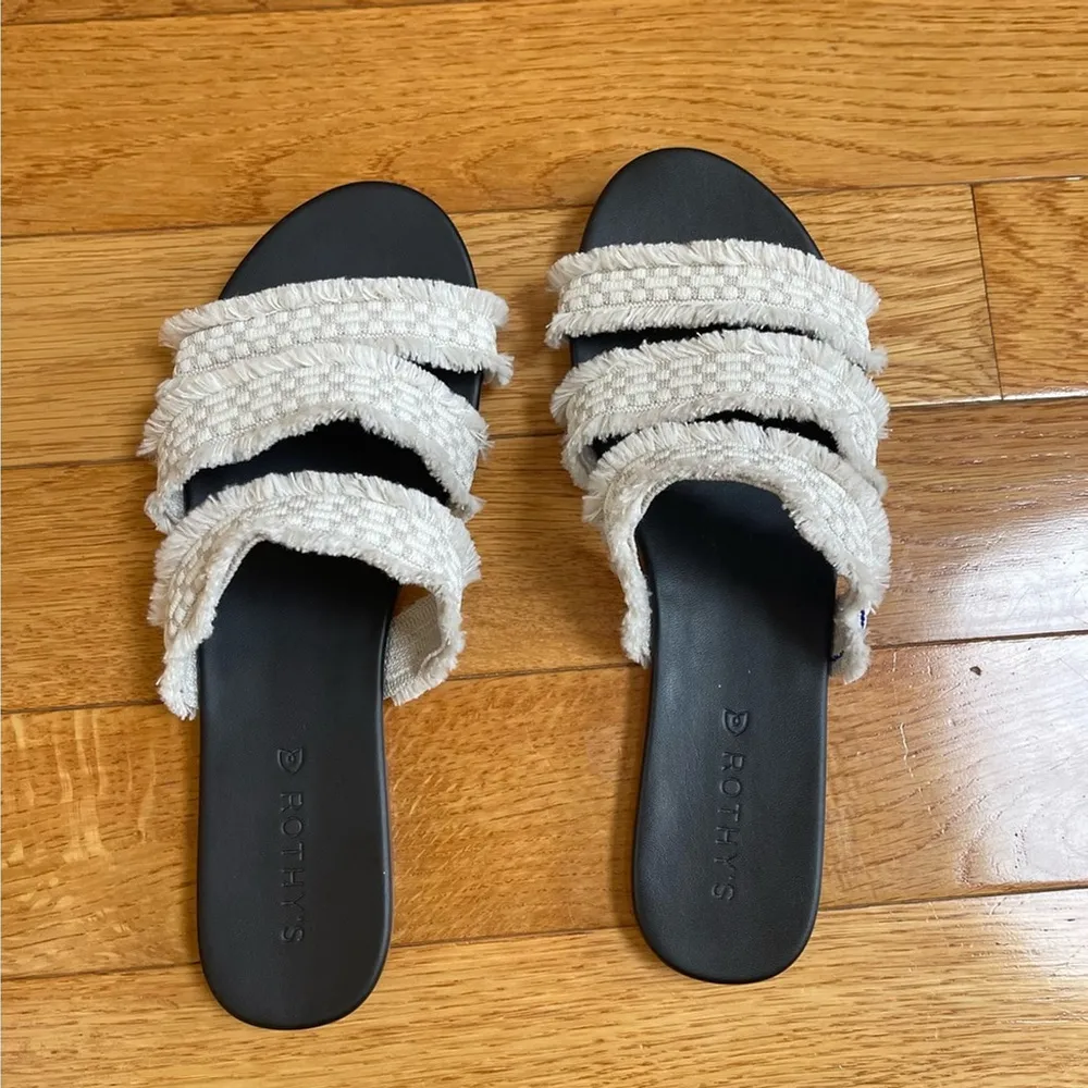 ROTHY’S retired triple band seashell fringe white slip on flat sandals Sz 10 - Image 10