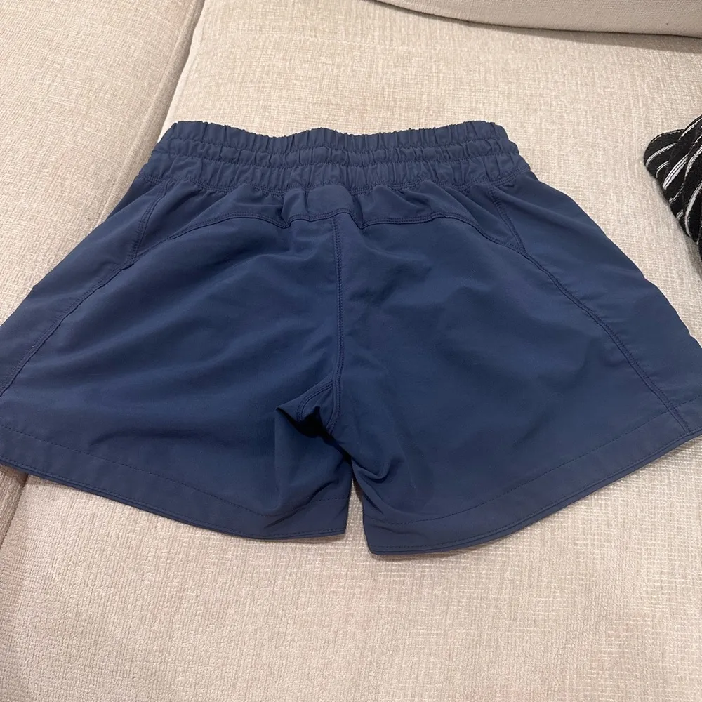 Zella  shorts size xs - Image 3