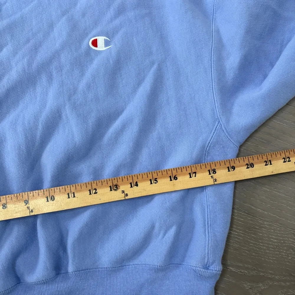 Champion Reverse Weave Oversized Sweatshirt Womens XS Periwinkle Crop Athleisure - Image 6