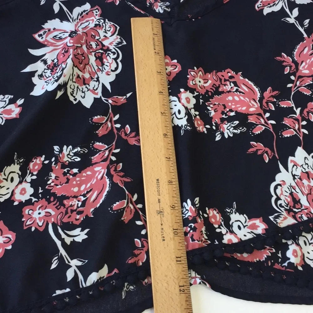 Charlotte Russe black floral tank with fun trim - Image 8