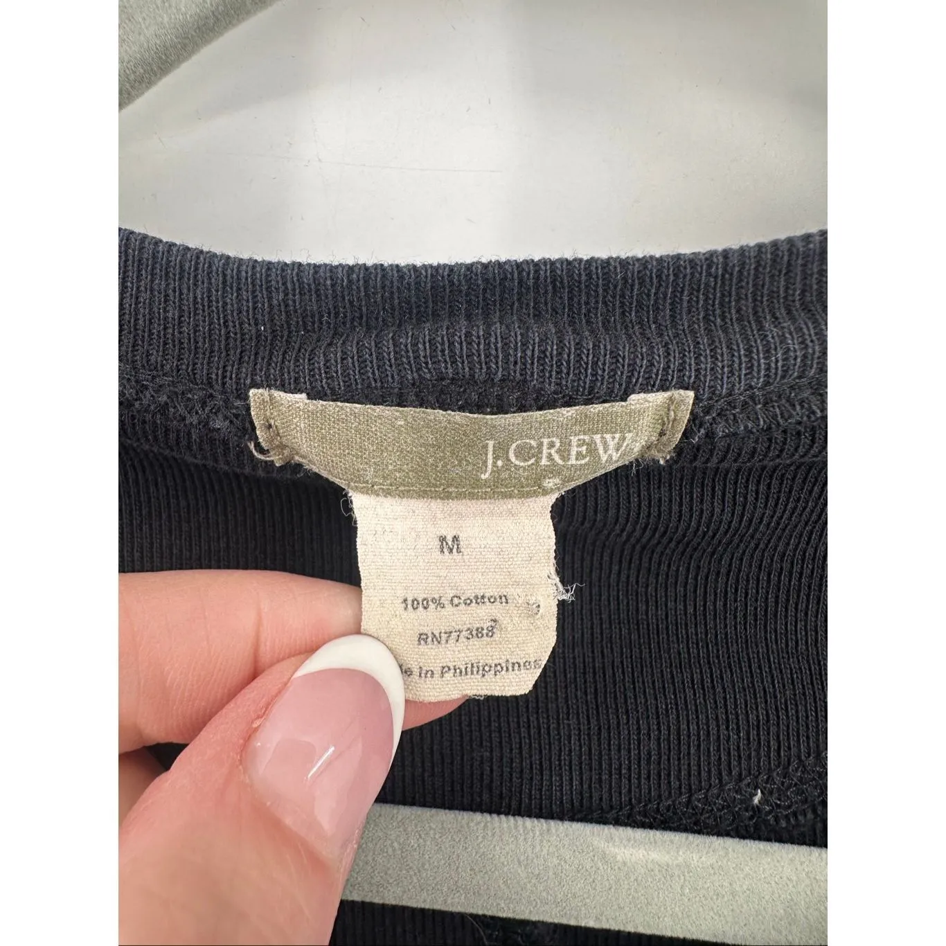 Y2K J. Crew Ribbed Henley Long Sleeve Shirt Black Knit Exposed Hems Size‎ Medium - Image 2