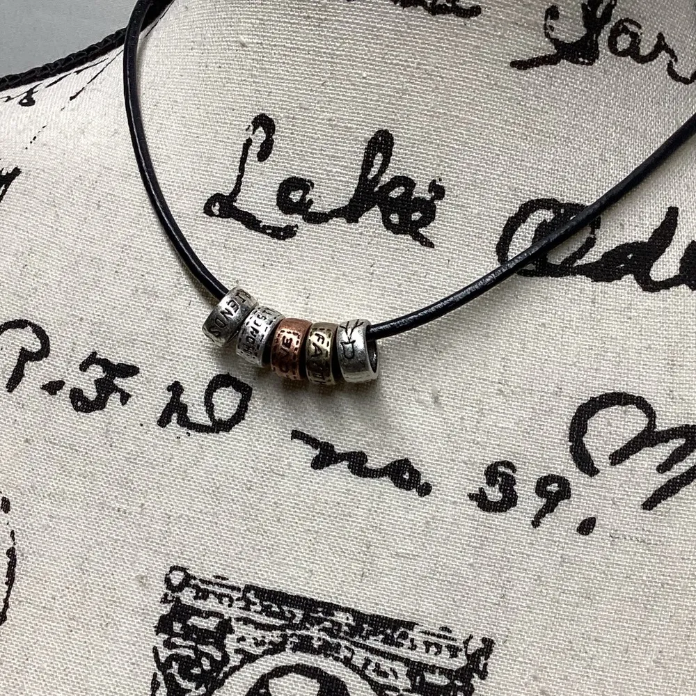 Premier Designs Circle of Friends necklace. - Image 3