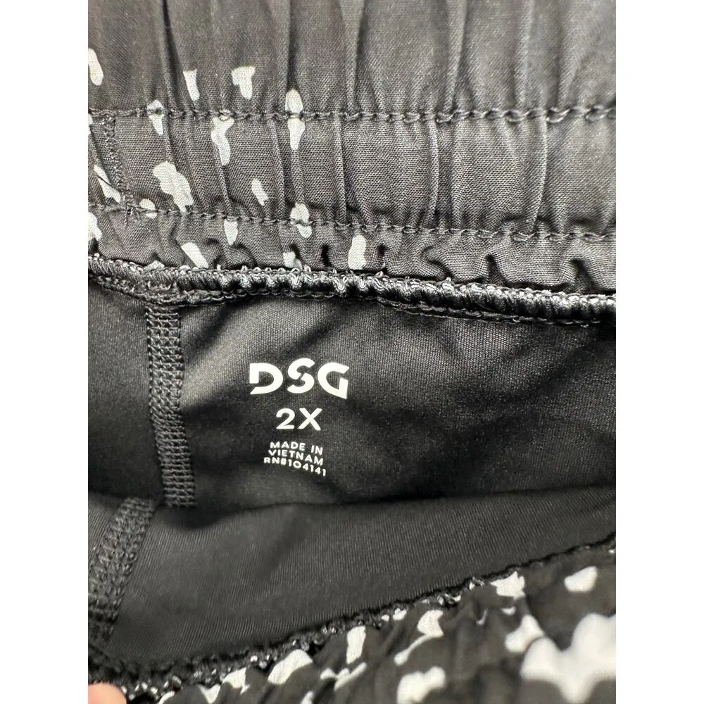 DSG Shorts Women 2X Black White printed Running Workout Compression Built In - Image 6