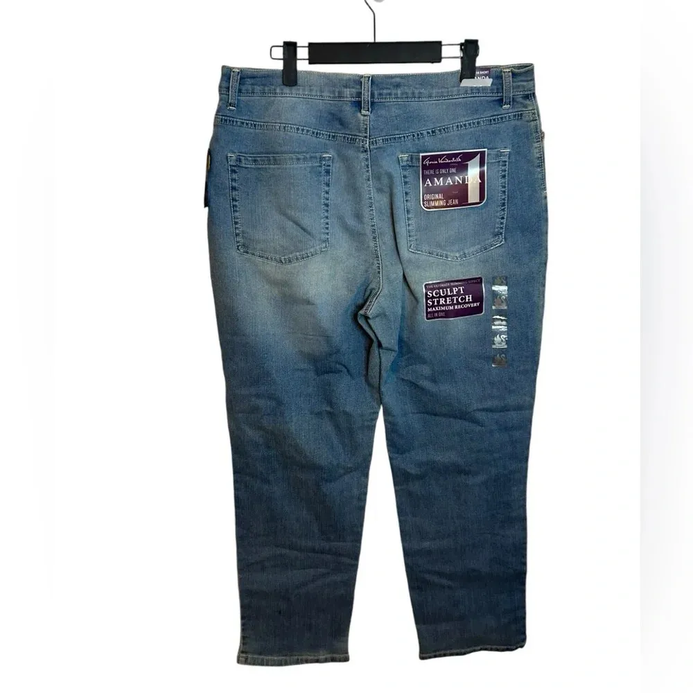 NWT Gloria Vanderbilt Amanda Tapered Leg Slimming Jeans - Image 2