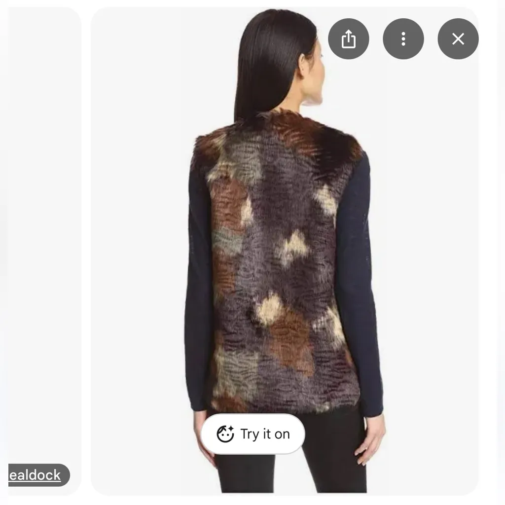 Bernardo Women's Faux Fur Patchwork Vest - Image 2