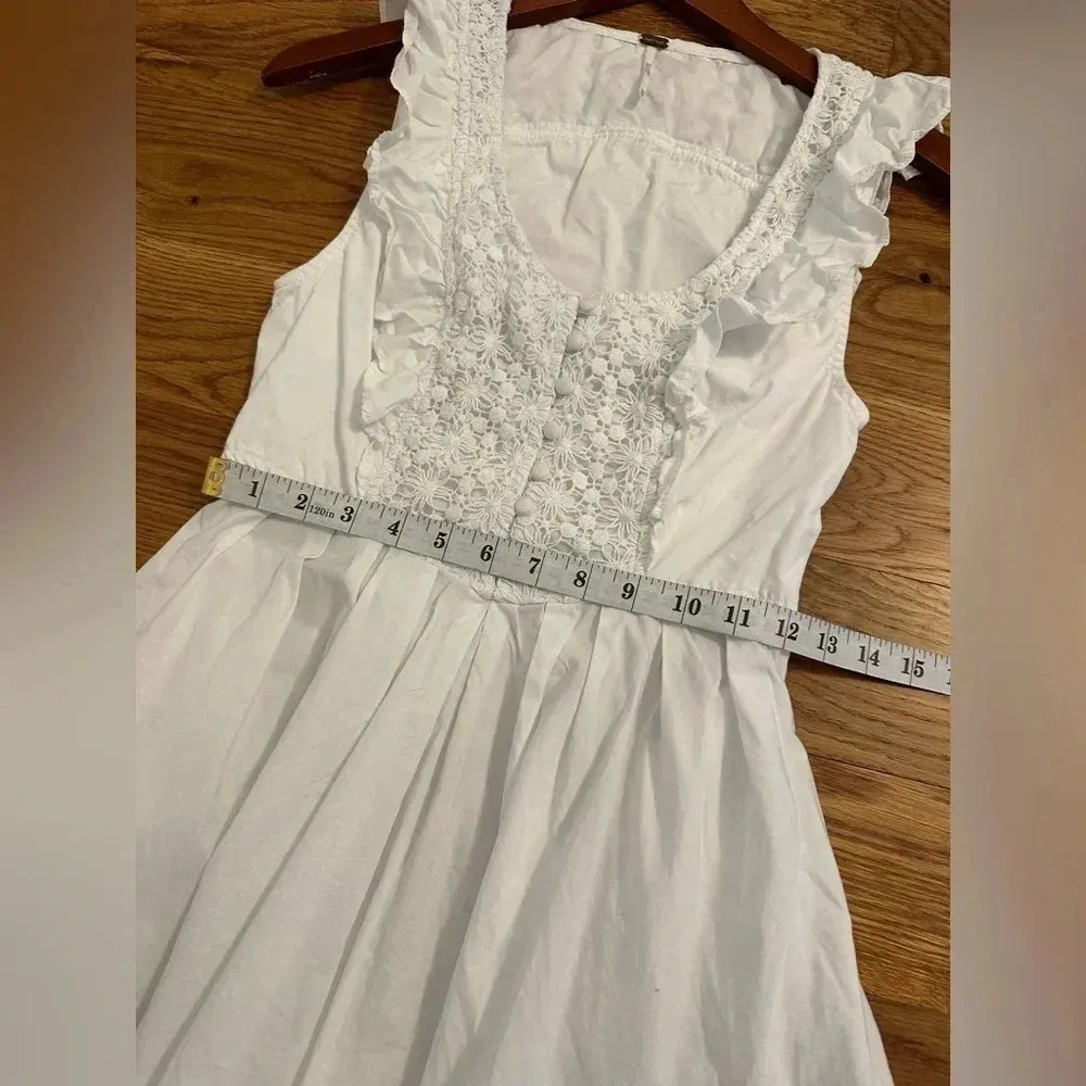 Free People White Eyelet Half Moon Mini Dress Ruffled Crocheted Lace Women Sz XS - Image 13