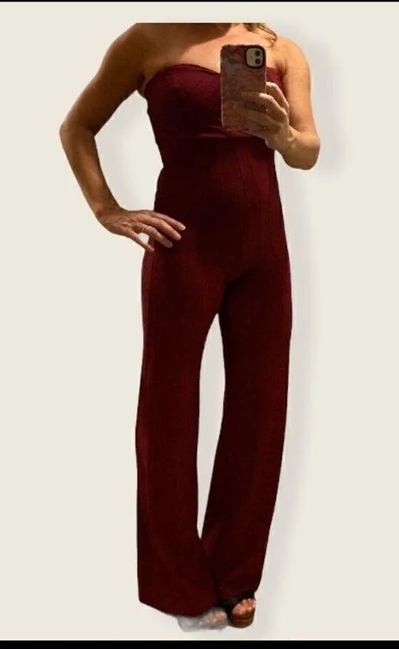 Forever 21 Sleeveless Burgundy Jumpsuit Size Small - Image 3