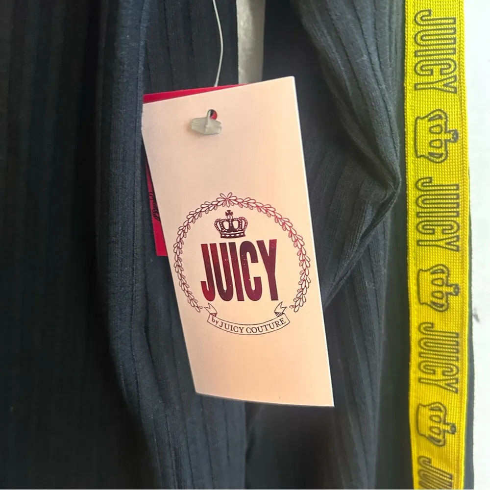 Juicy By Juicy Couture Mock Neck Ribbed Long Sleeve Crop Top Size XL - Image 11