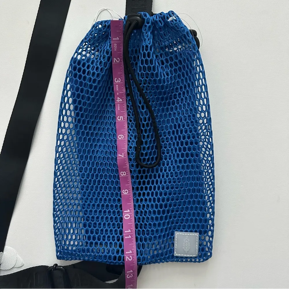 FP Movement Mini Mesh Sling Bag Blue - Image 11